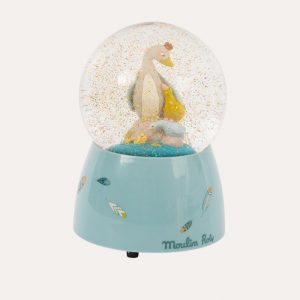 Le Voyage d’Olga Musical Snow Globe