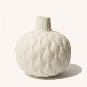 Relief Astrid Cream White Vase