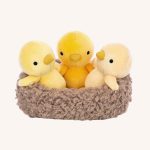 Nestling Chickies