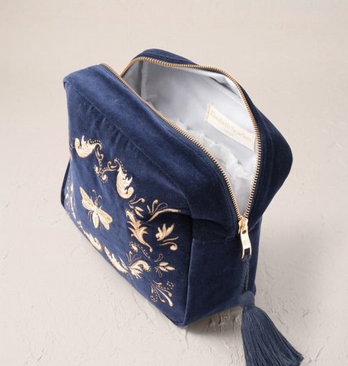 Provencale Bee Navy Velvet Wash Bag - Image 3