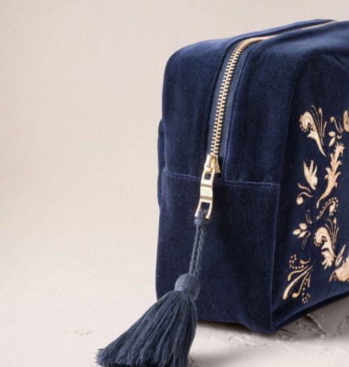 Provencale Bee Navy Velvet Wash Bag - Image 2