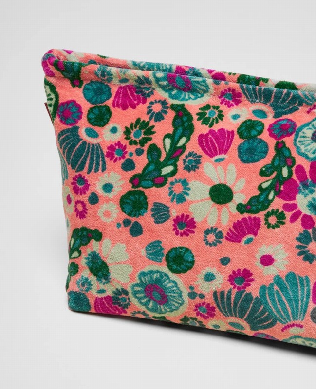 Velvet Washbag XL - Molly Coral - Image 3