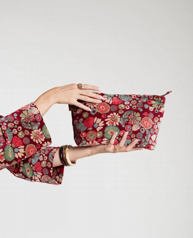 Velvet Washbag XL – Molly Burgandy
