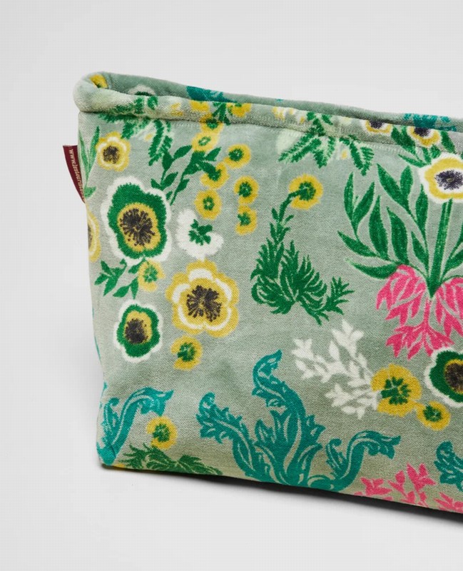 Velvet Washbag XL - Swanston Green - Image 3