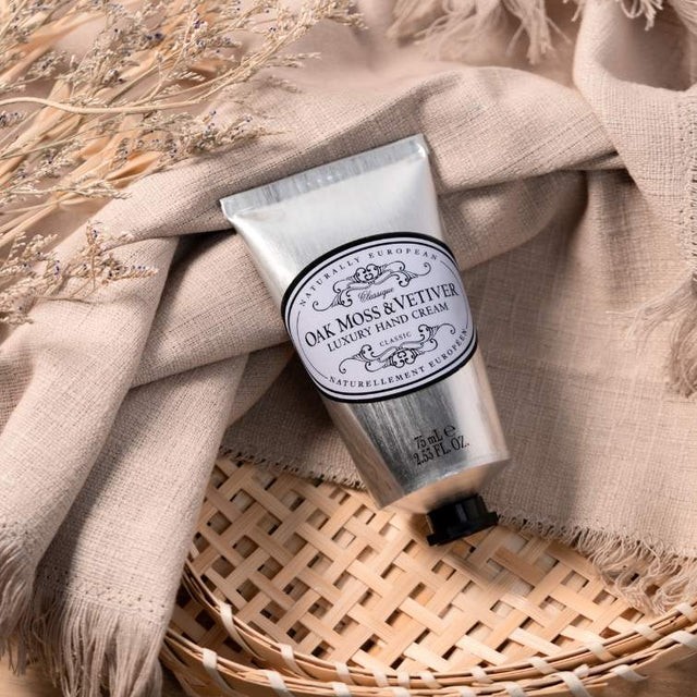 Oak Moss & Vetiver Hand Cream - Image 2