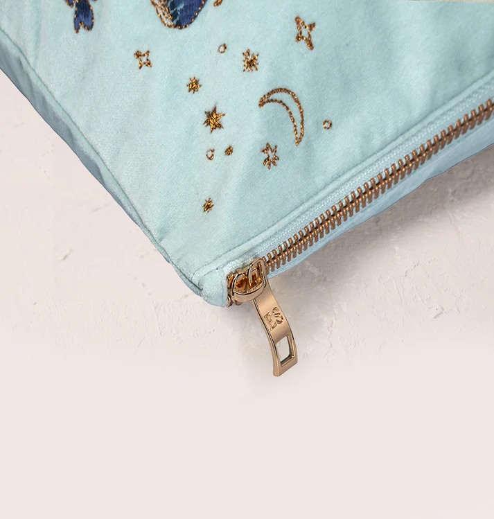 Mystical Whale Ice Blue Velvet Everyday Pouch - Image 2