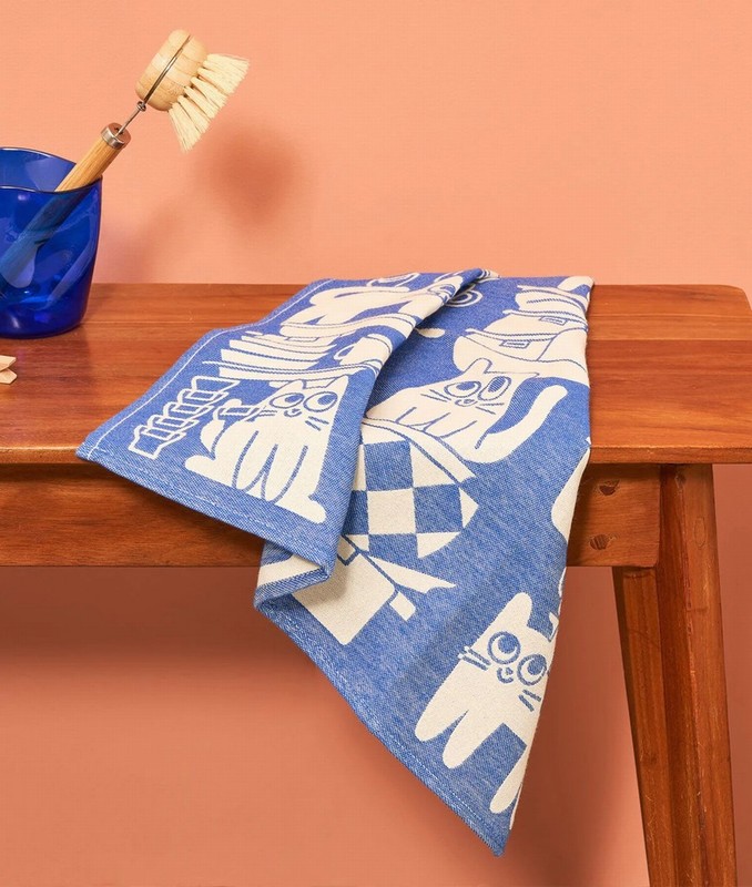 Kitchen Cats Tea Towel - Image 3