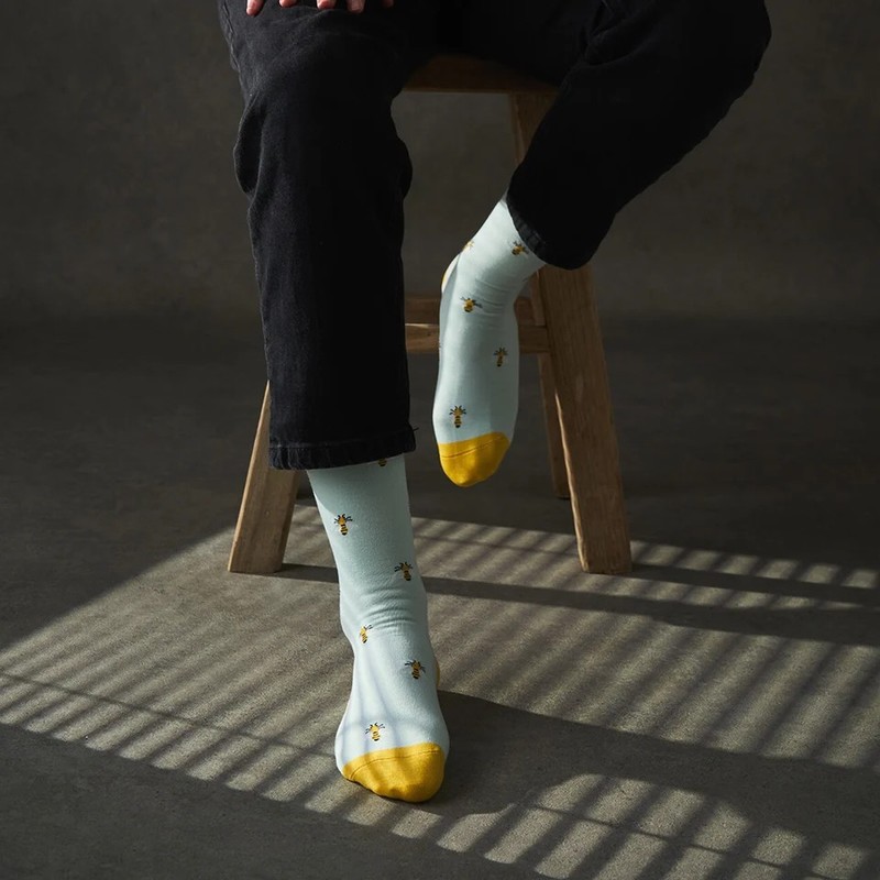 Bamboo Socks - The Bee - Image 3