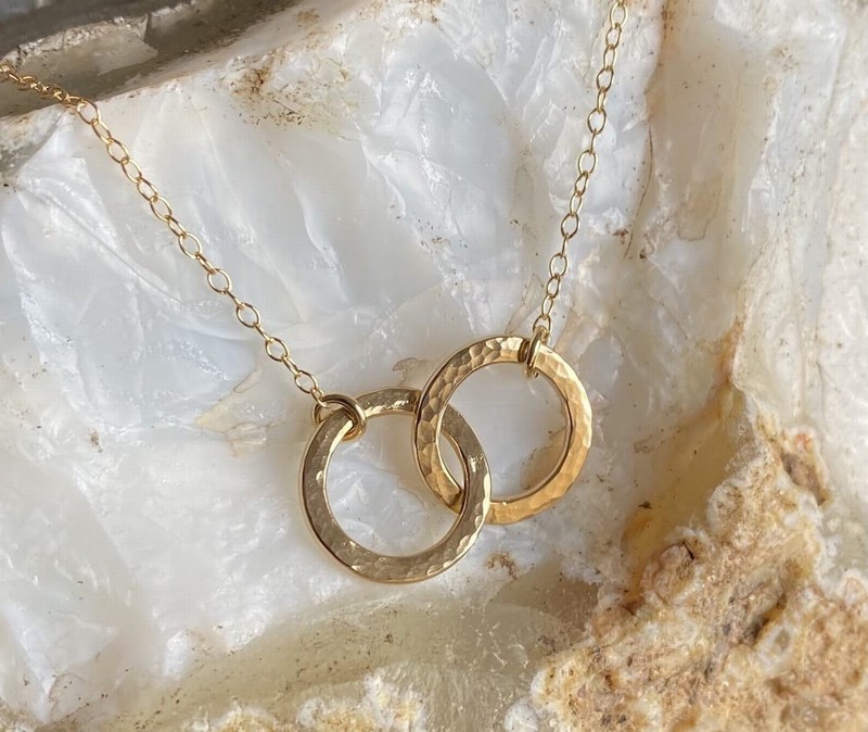 Gold Interlocking Hoops Necklace - Image 2