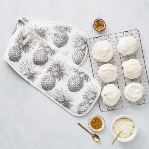 Pineapple Grey Double Oven Glove - Image 2